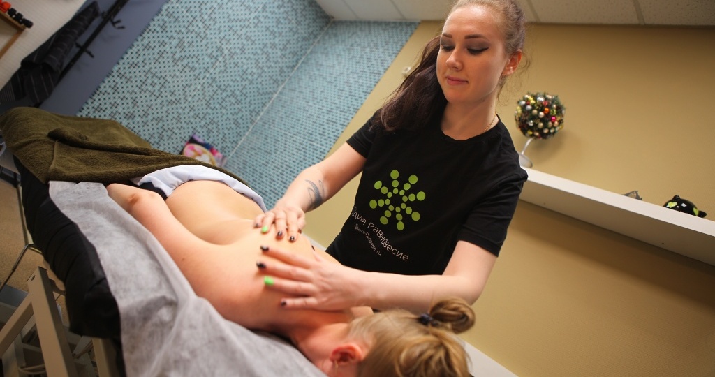 Массаж шейного отдела позвоночника