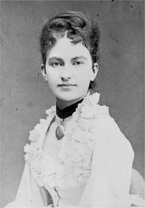 Анна Есипопва