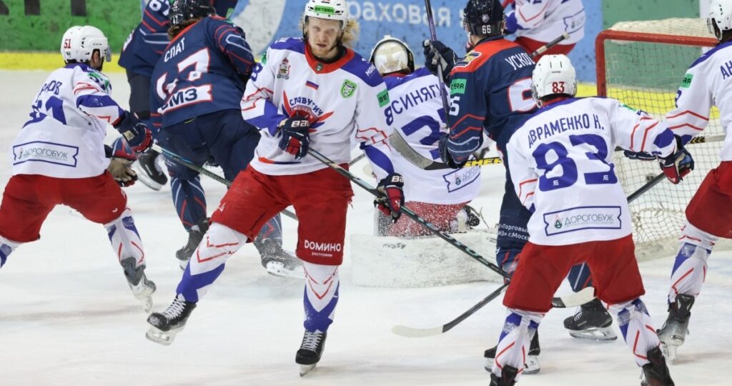 «Славутич» уступил в Жлобине: большинство «Металлурга» переломило ход третьего матча финала