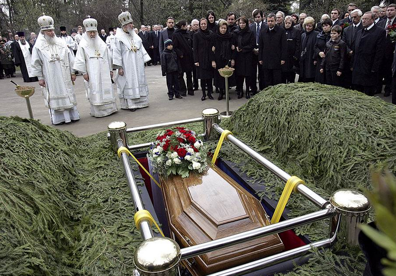 Похороны Бориса Ельцина: что удивило присутствующих