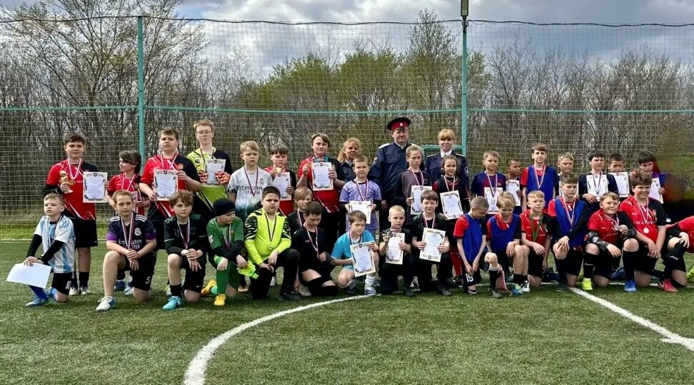 Футбол по-казачьи: Кубок атамана разыграли в поселке Глубоком