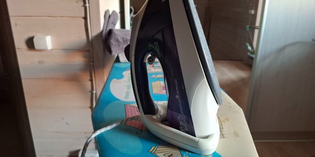 500 мл в отсек - утюг как только с фабрики, накипь и ржавчина пулей вылетают