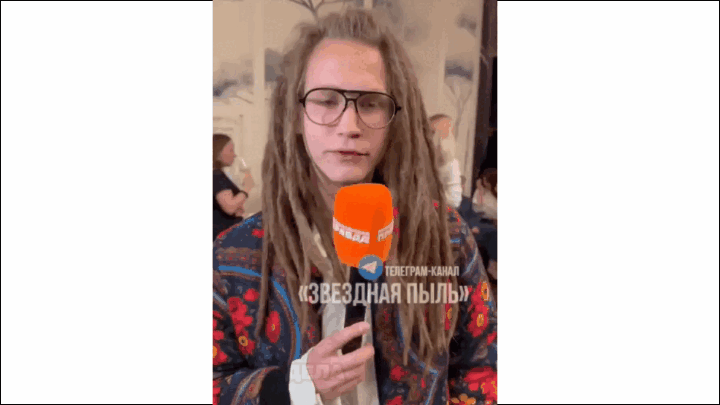    Похоже, жизнь потихоньку налаживается. И музыка - не только память об отце, но и собственный путь. Видео: ТГ-канал "Звёздная пыль"