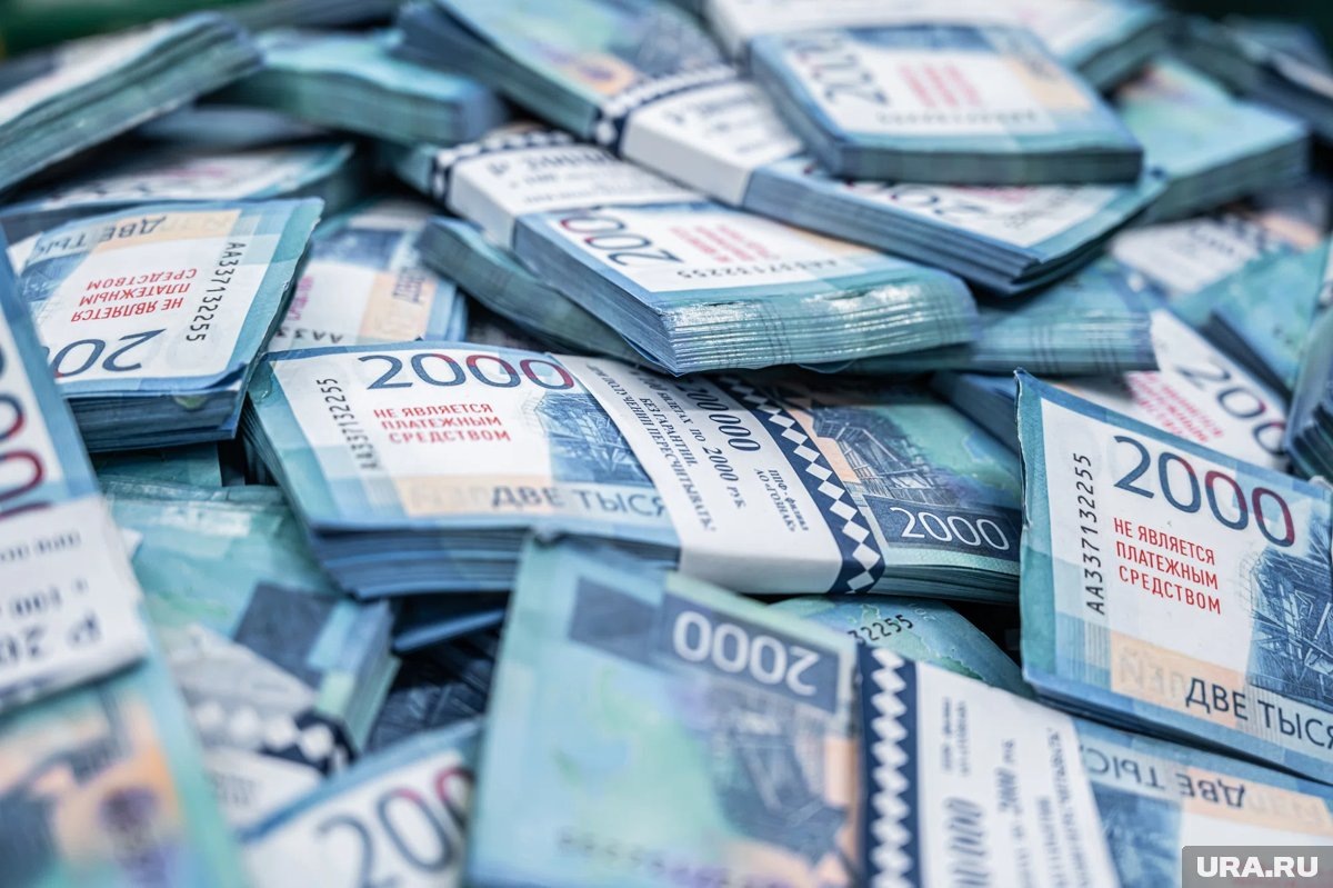    Росту спроса на банкноты произошел из-за уязвимостей электронных платежей