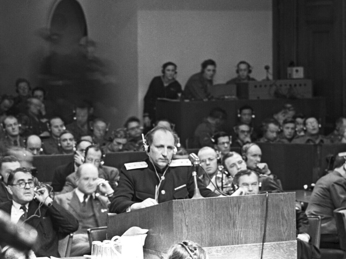    Главный обвинитель от СССР генерал-лейтенант Роман Андреевич Руденко во время выступления на Нюрнбергском процессе | © РИА Новости / Виктор Кинеловский