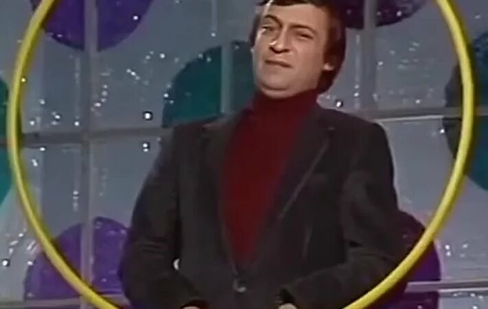 Товарищи! В зоопарке тигру не докладывают мяса!