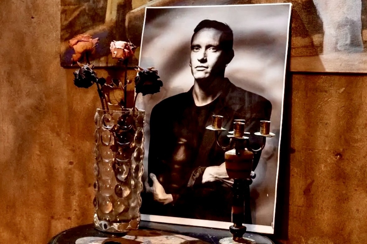 Музей-квартира в Петербурге посвящен жизни и творчеству Георгия Гурьянова