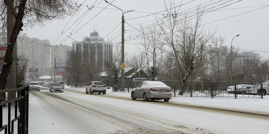 Осипов раскритиковал уборку снега в Чите и потребовал вывести максимум техники