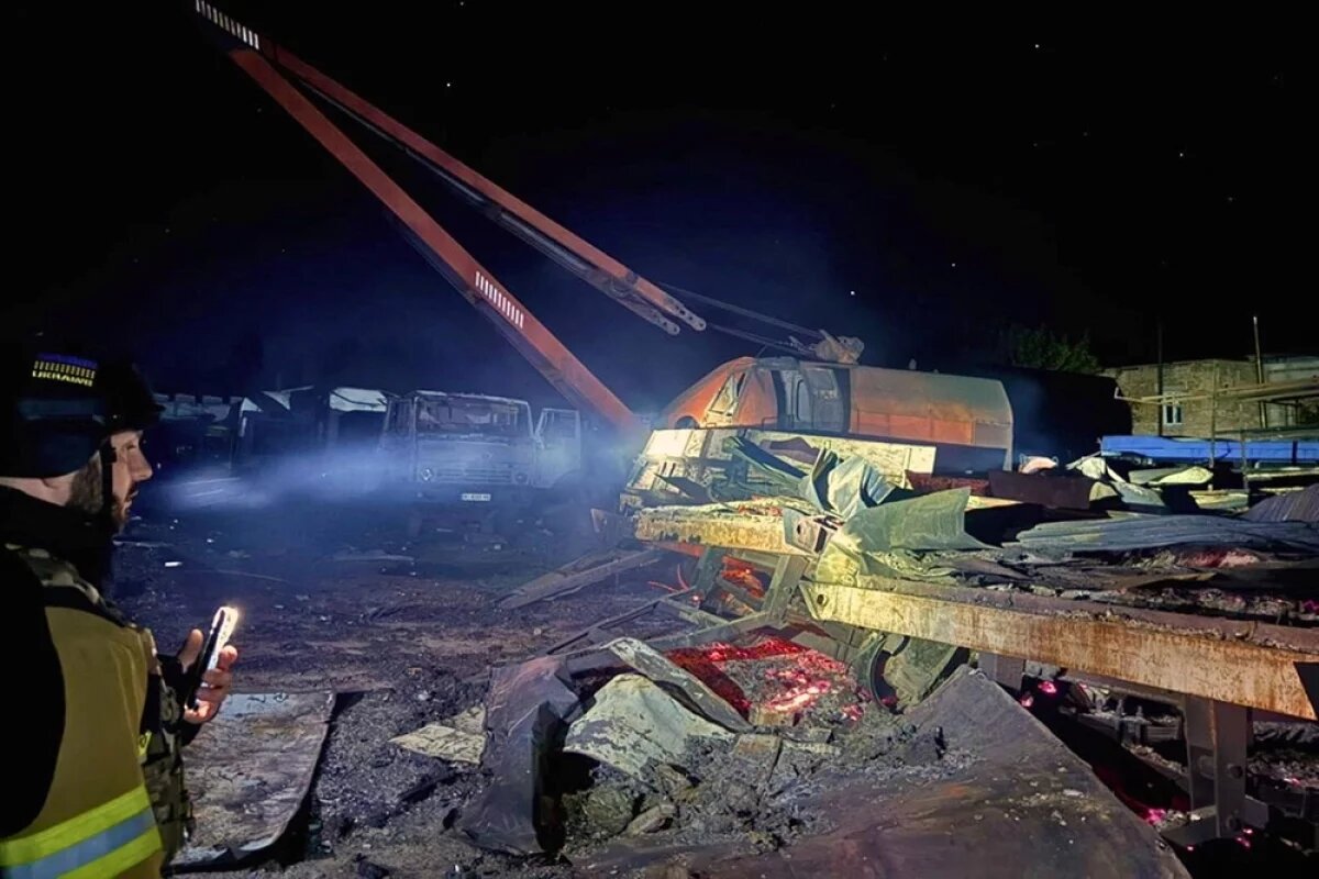    Сегодня ночью, по предварительным данным по объектам ВСУ было нанесено более 80 комбинированных ударов.