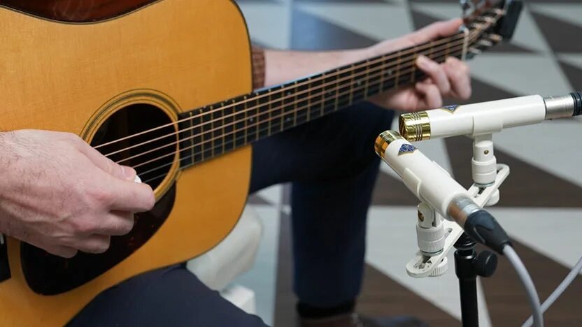 Сведение акустической гитары