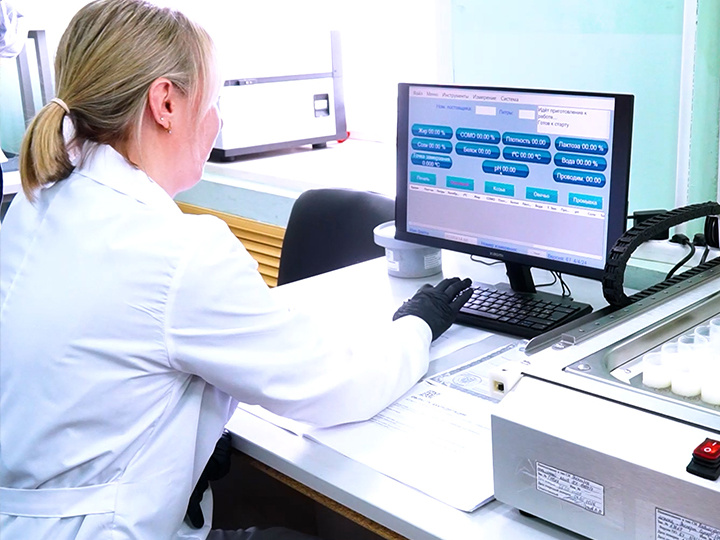 ДНК для бурёнки: в Костроме заработала уникальная генетическая лаборатория для скота