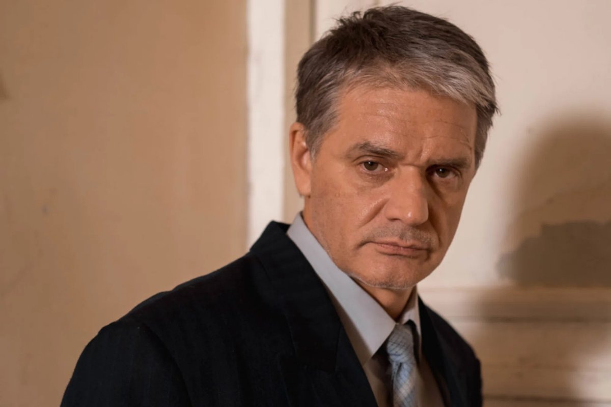    Лавроненко впервые на экране появился в 1084 года