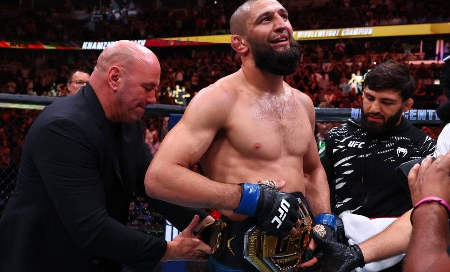    Хамзат Чимаев стал чемпионом UFC в средней весовой категории. Фото: UFC Russia