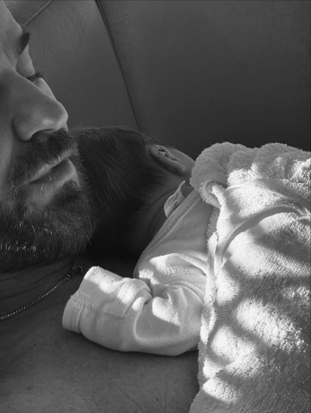    Джастин Теру с сыном. Фото: @justintheroux (Instagram*)