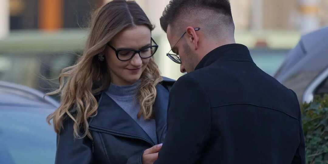 Гаджеты вместо семьи: почему современные пары разучились разговаривать и чем это грозит