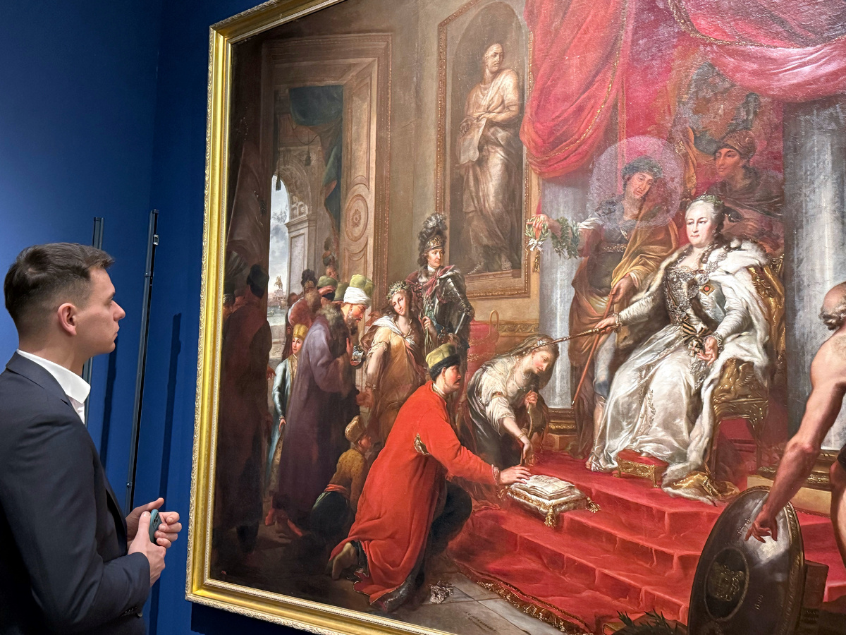 📸 Картина «Екатерина II даёт законы Тавриде»; автор — Андреас Каспар Гюне; 1791 г.; выставка в Государственном историческом музее в Москве