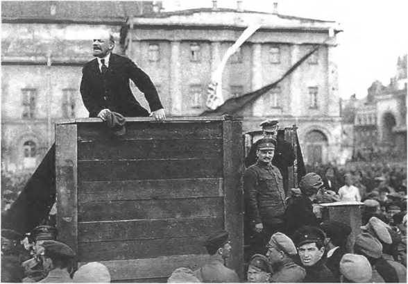 Выступление В. И. Ленина перед рабочими