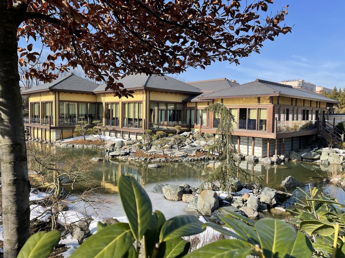 Ресторан или рётэй в Японском саду парка Галицкого в Краснодаре.