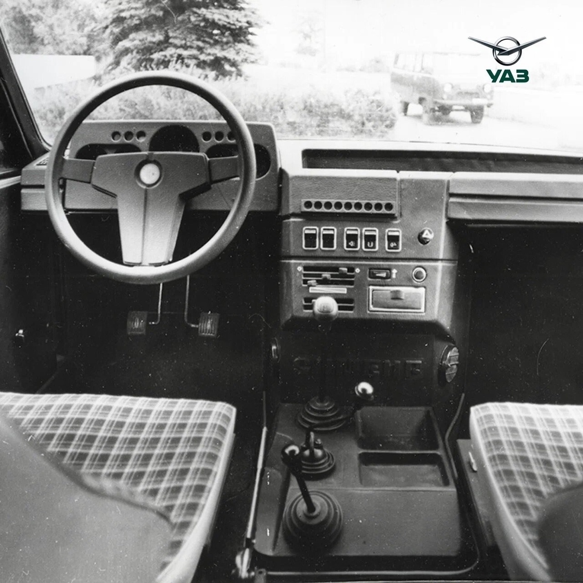    УАЗ-3170   
УАЗ