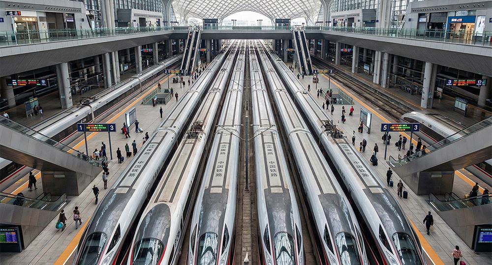 Проект «Китай 2026». Часть 3: Конец жилищной дискриминации и билеты по скану паспорта 🚄🛏️