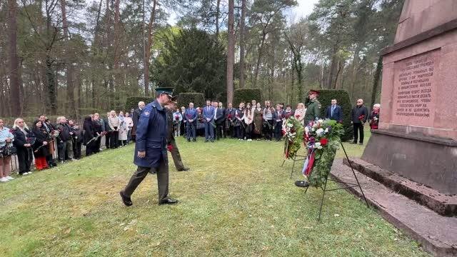 Не все забыто: в Германии прошла церемония памяти жертв геноцида советского народа