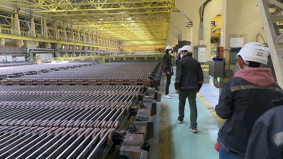 В Тюменской области резко вырос спрос на монтажников: зарплаты достигают 180 тысяч рублей