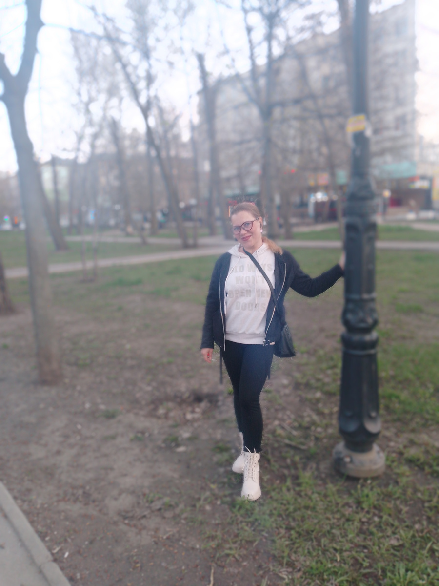 На прогулке в городе. 