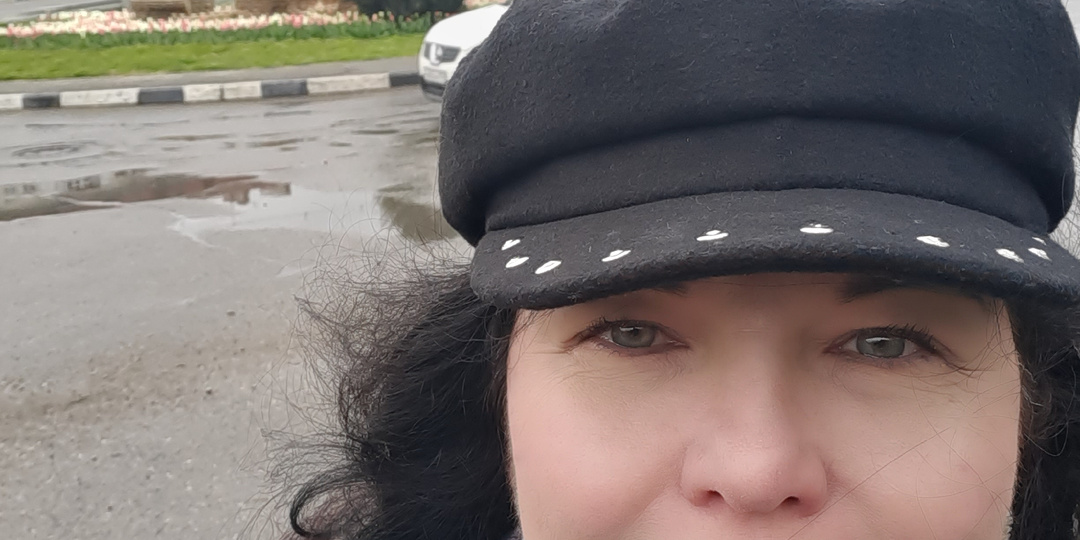 Пуговицы и фуражка