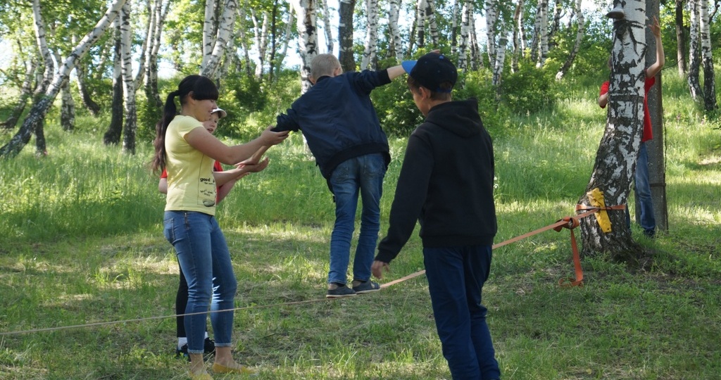 Бусаргин назвал причины закрытия детских лагерей на Кумысной поляне