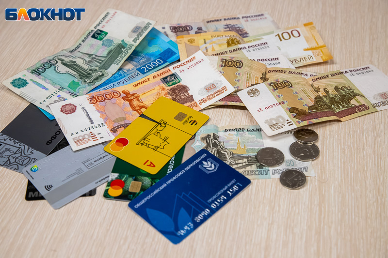 18-летний волжанин помог мошенникам и попал в СИЗО