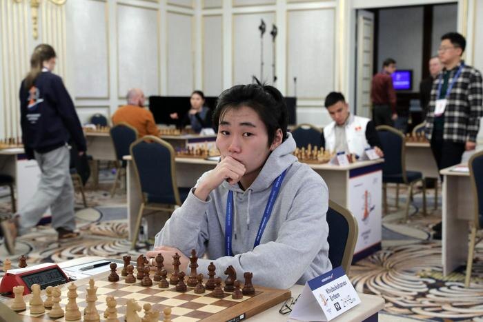 Обложка © VK / Эрдэм Хубукшанов