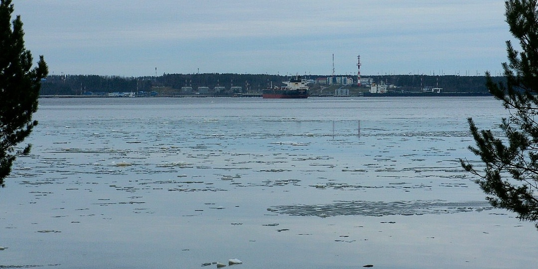 Вечером нефть - утром деньги! Торговля идёт. Но недовольны и наши, и не наши.