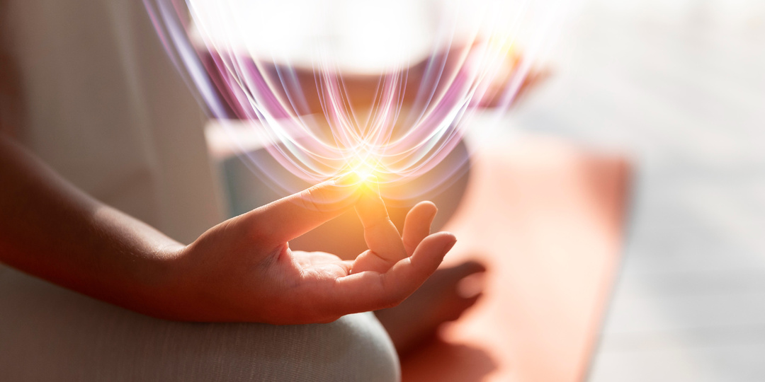 Мощный молитвенный текст поможет вернуться в свой центр и усилить личную энергию