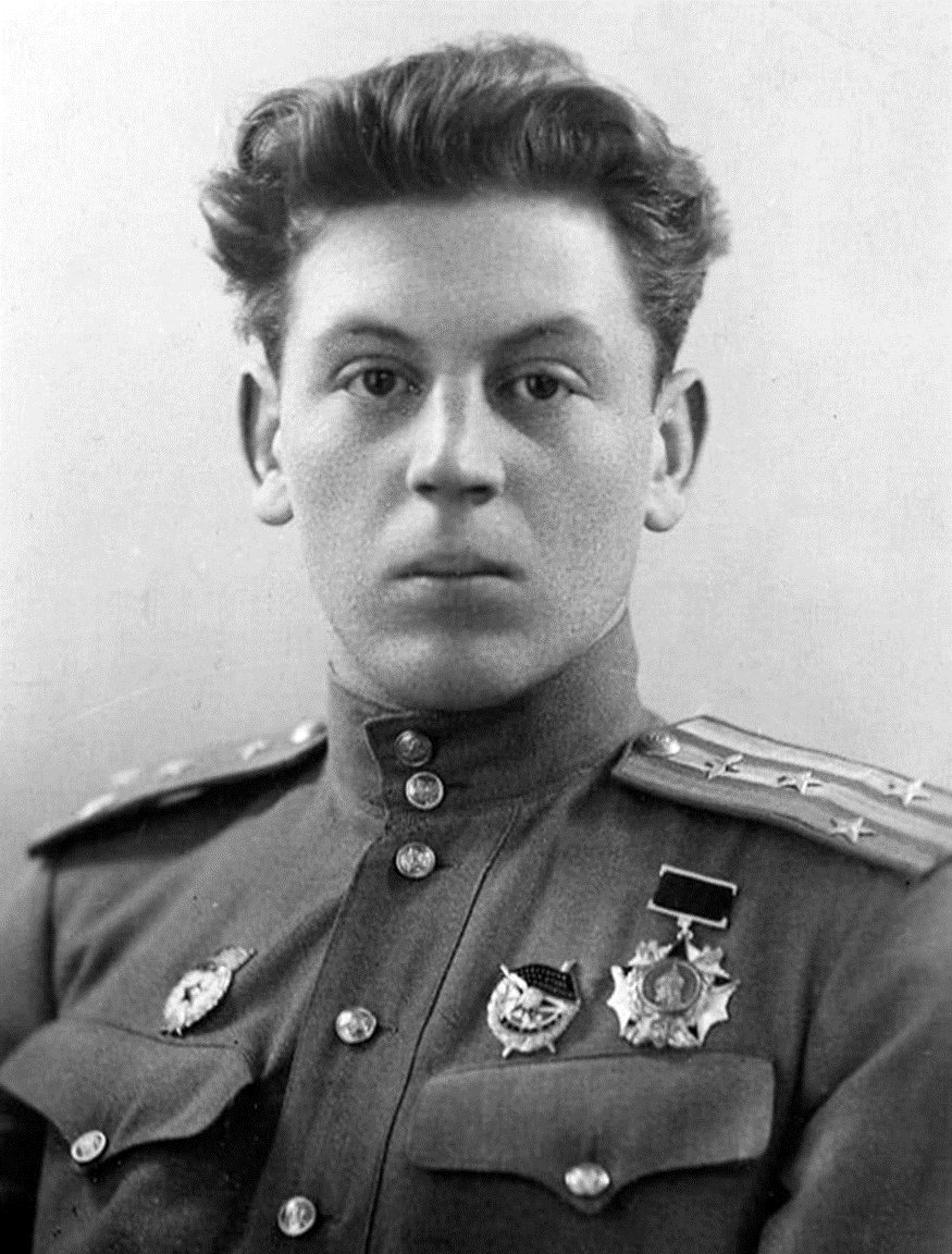 Василий Сталин, 1940е годы. 