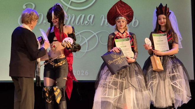 Молодые модельеры представили свои коллекции на конкурсе «Золотая нить»