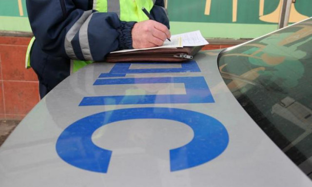 В Смоленске для автолюбителей неделя стартует со сплошных проверок в Заднепровье