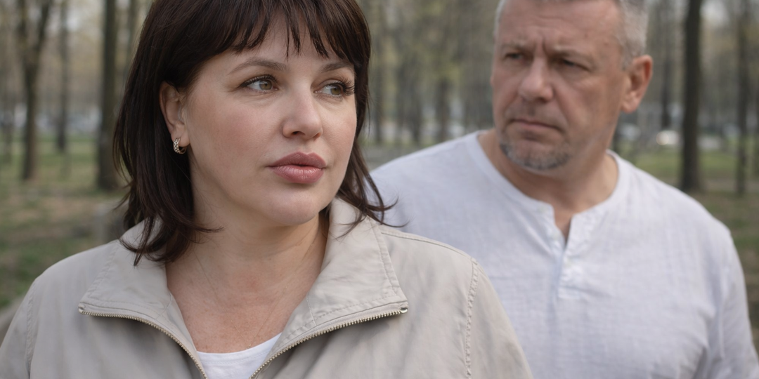 "Сначала губы "лепёхами" делаете, а потом удивляетесь, что зовут не замуж, а на ...", - высказался кавалер (45л)
