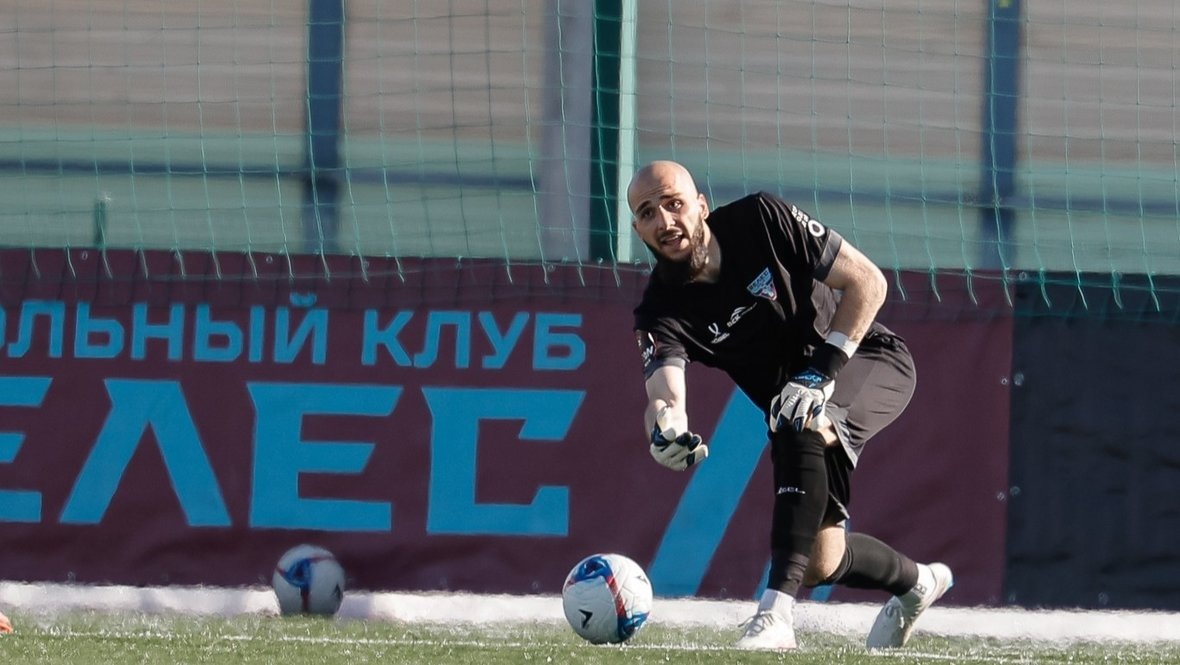    Голкипер «Велеса» Расул Мицаев.ФК «Велес»