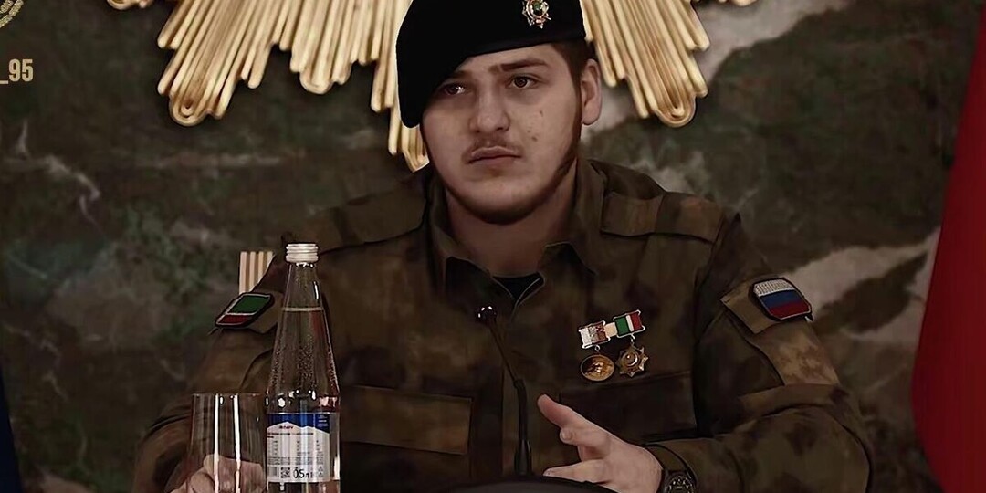 Адаму Кадырову вручили медаль в честь 20-летия спецполка «Север»