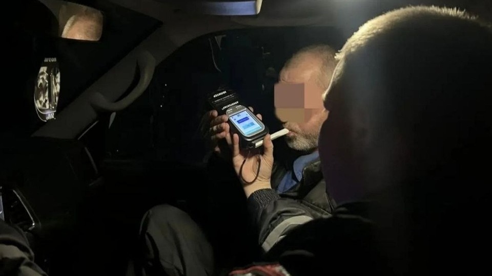 В Асбесте задержали очень пьяного водителя