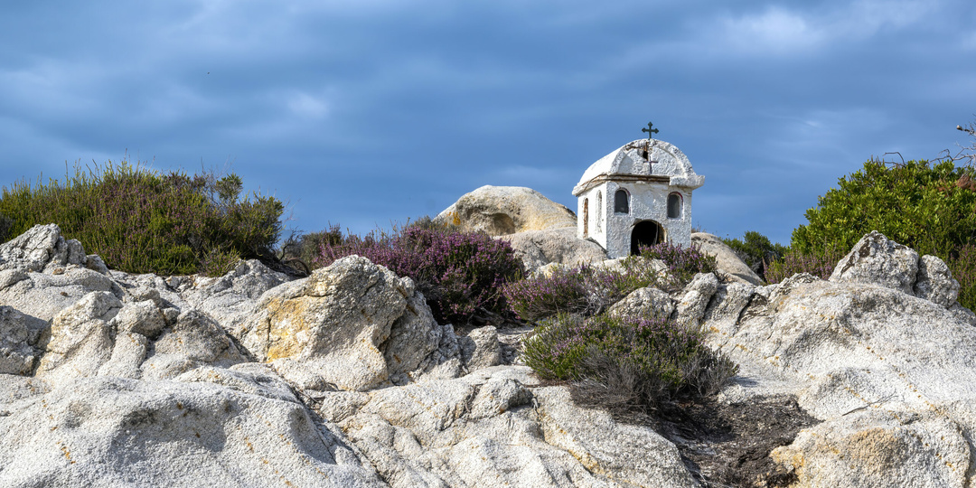 В АТОР напомнили, куда въезд женщинам запрещен