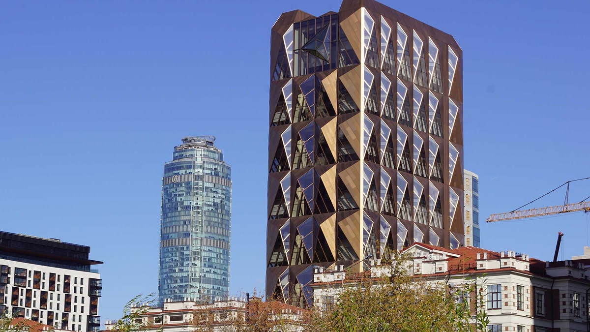 Благодаря Русской Медной Компании в столице Урала появилось здание от знаменитого архитектора Нормана Фостера