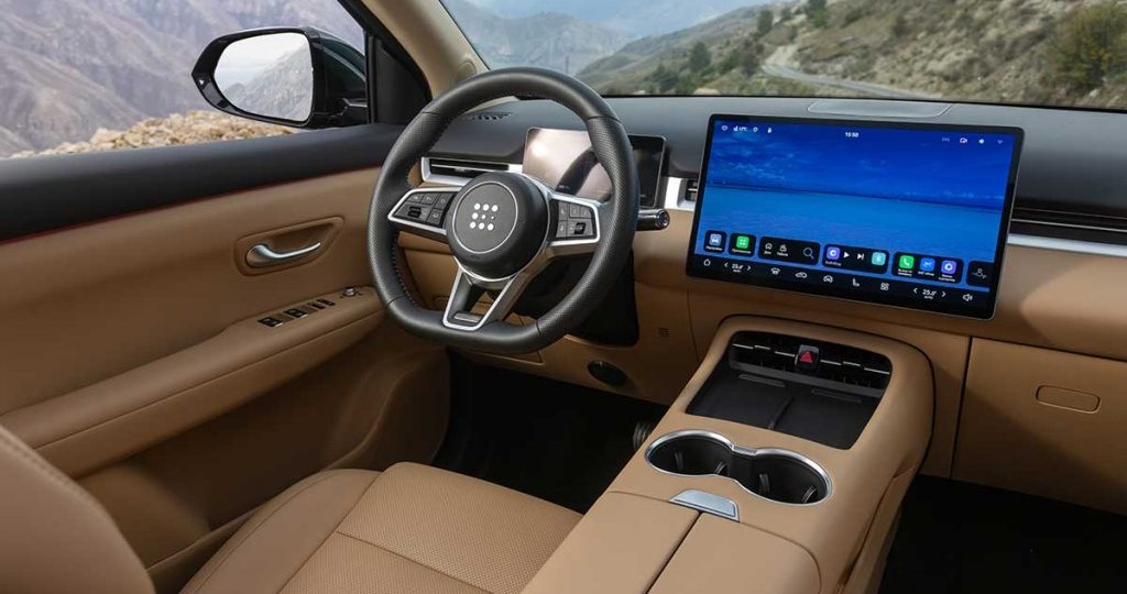 7 мест, расход 5 литров и стоит дешевле конкурентов: мое мнение об Evolute i-Space