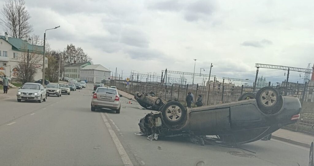 В полиции прокомментировали крупное ДТП на Витебском шоссе в Смоленске