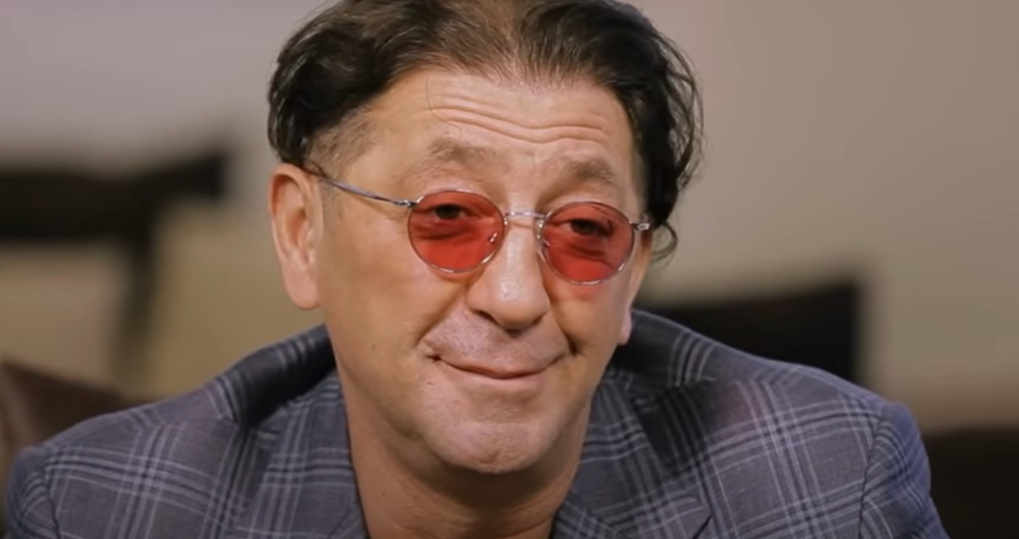 Григорий Лепс намерен усыновить детей из детского дома