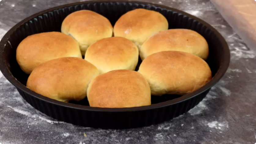 Объедение, а не выпечка! Воздушные пирожки без яиц и молока + «обалденная» начинка для пирогов, о которой мало кто знает...