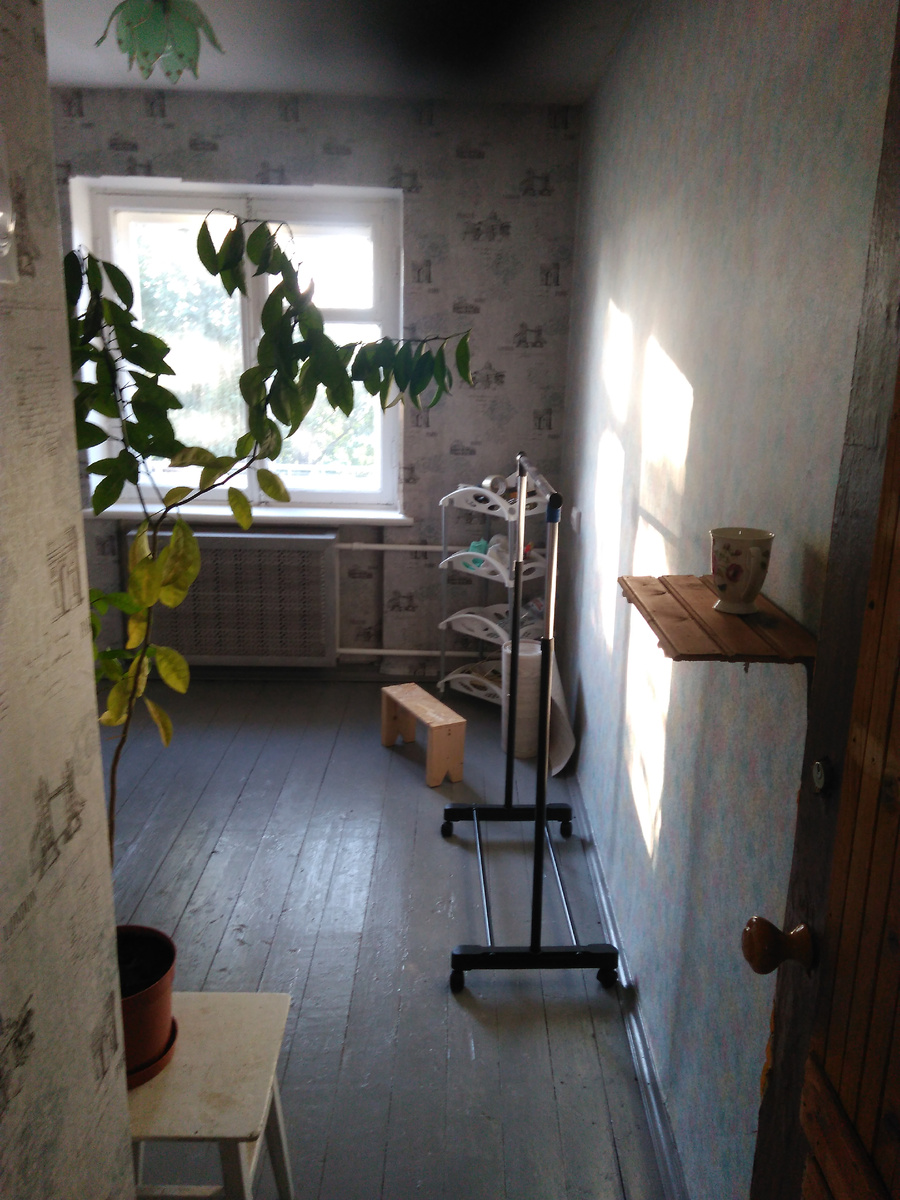 Фото из арзива автора. Комната.