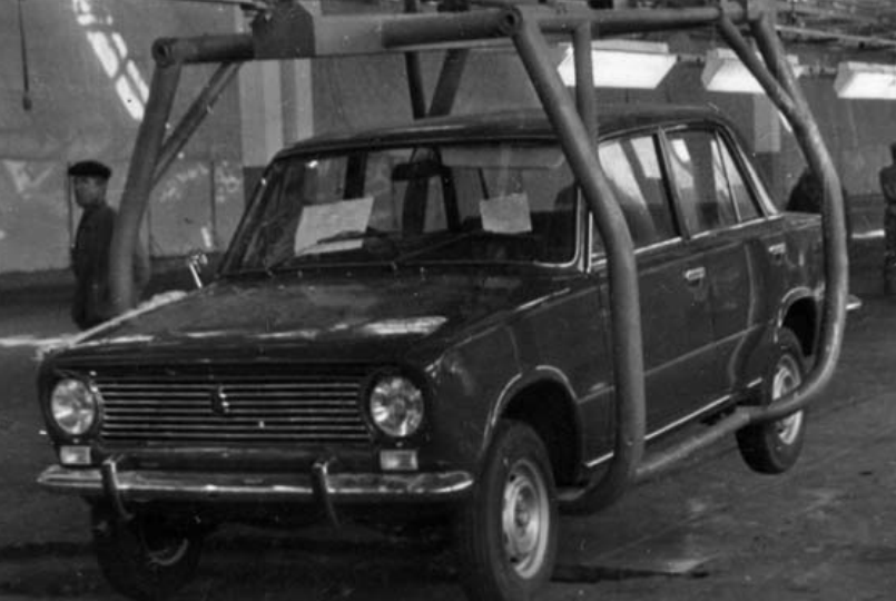 В каких муках рождалась «копейка» ВАЗ-2101? Как это было в первый год запуска конвейера