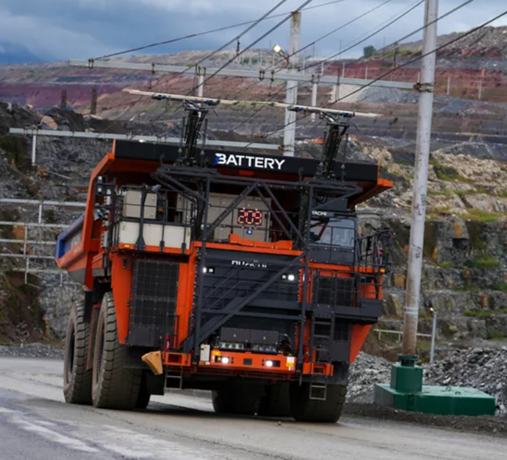 384-тонный самосвал на батарейках