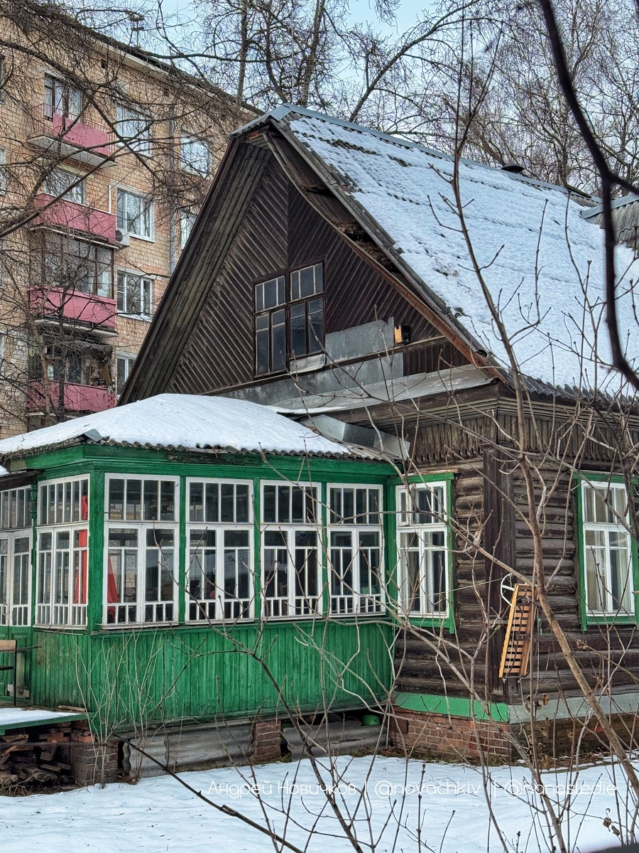 Дом летчика-испытателя А. И. Жукова. Фотограф: Андрей Новичков (Фото из сообщества "Наступление на наследие" https://vk.com/wall-113937705_6083 )